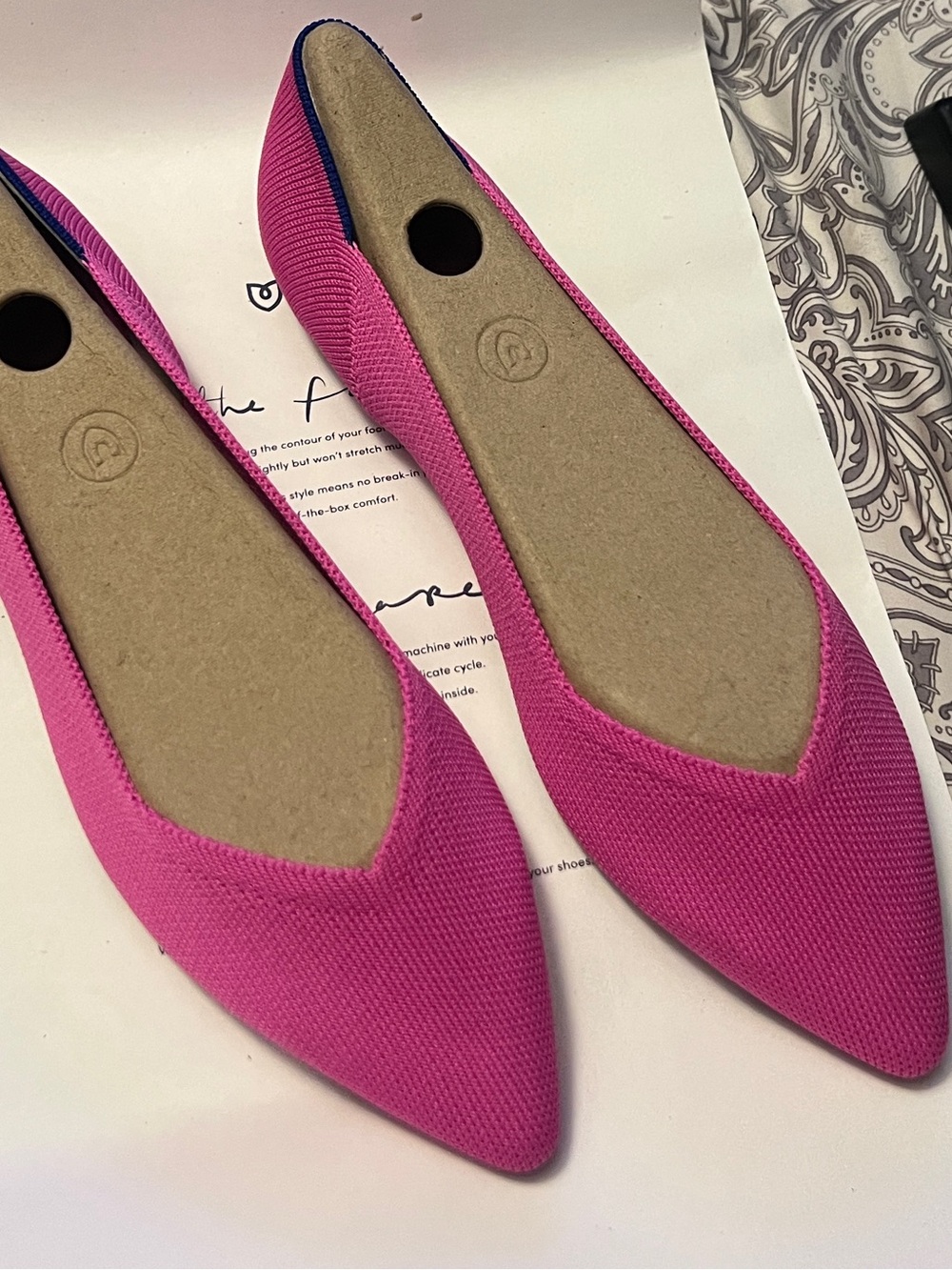 Brand New in Box Original Rothy’s The Point in DragonFruit In Size 10